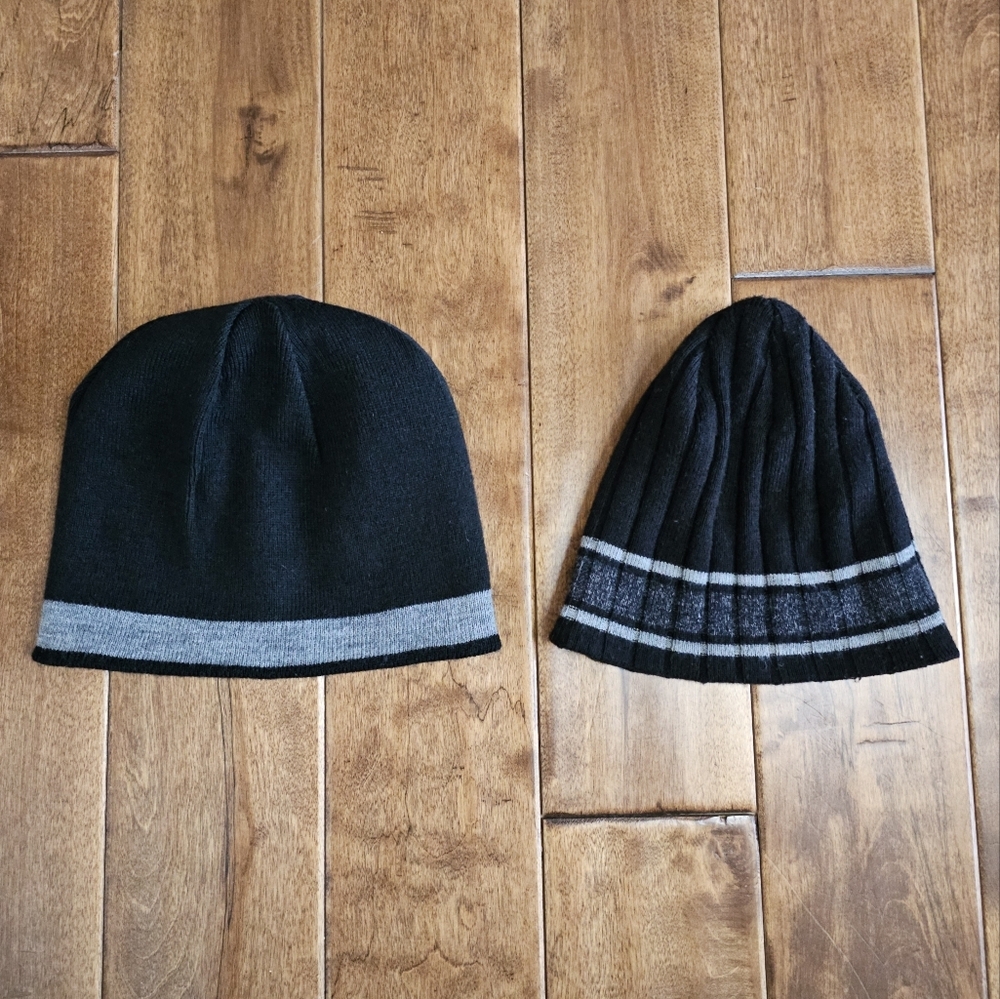 Bundle: 2 Beanies